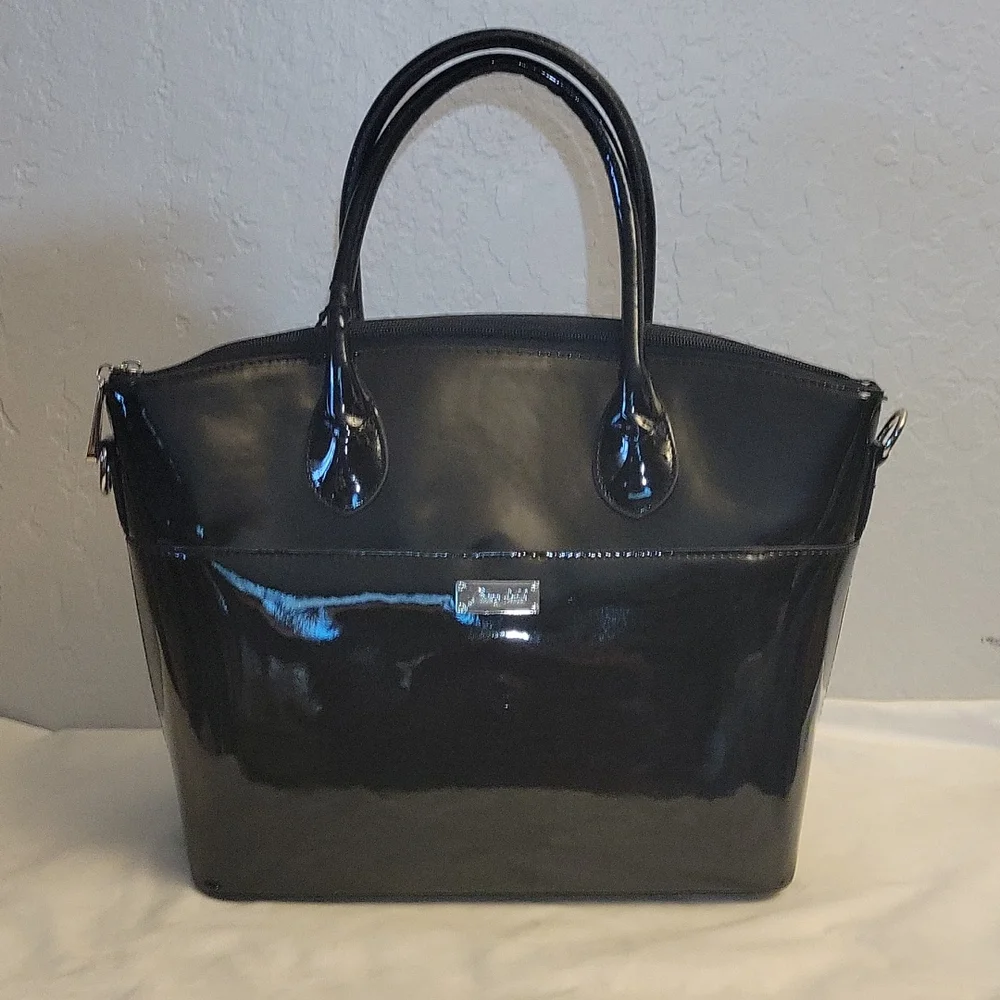 GRACE ADELE ROXIE BAG Faux Patent Leather Detachable Cross body Strap
